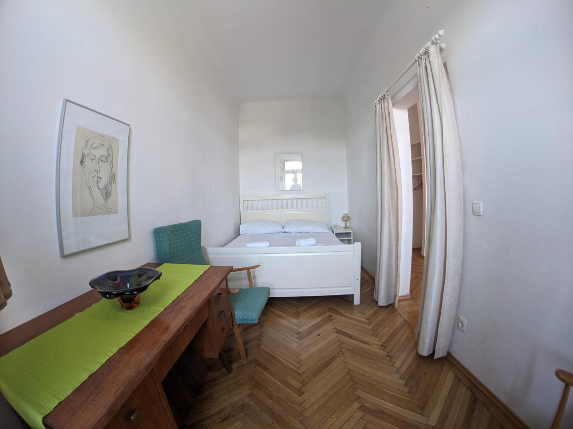 Aparthotel Haus Max Vienna