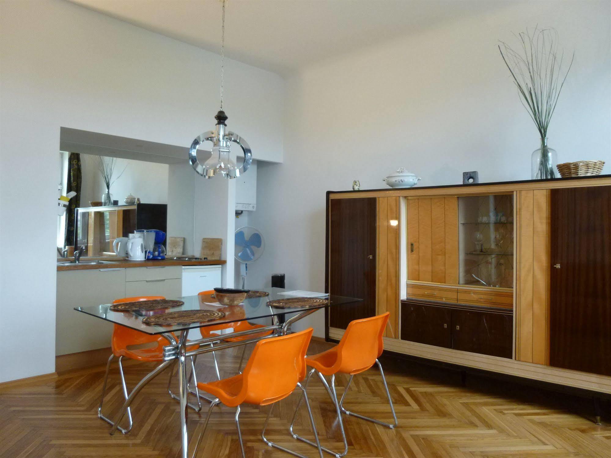 Haus Max Aparthotel Viena
